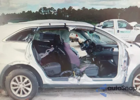 2016 Kia Sorento 2.4L Lx из США, поврежденный, VIN 5XYPG4A39GG108521